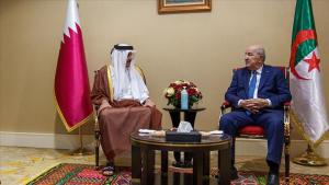 امیر قطر کی الجزائری صدر سے ملاقات،دو طرفہ تعلقات میں فروغ پر اتفاق