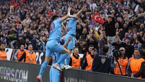 SPORT Trabzonspor o'z uyida baxtli...