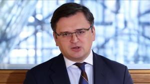 اوکراین تشقی ایشلر وزیری اورتاقلری گه قورال و مهمات تسلیماتی بوییچه چقیریق قیلدی
