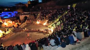Se reabrió el escenario del teatro de la ciudad antigua de Hypium después de 2000 años