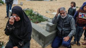 以色列袭击加沙  死亡人数增至近3.4万人
