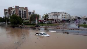 افزایش تعداد کشته شدگان در طوفان شاهین که به عمان رسید