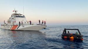 Бреговата охрана спаси 5 нелегални имигранти от морето край Дидим