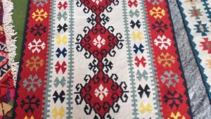 La alfombra Kartepe de Osmaniye