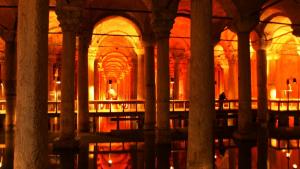 آیا می‌دانید که آب انبار باسیلیکا یکی از بناهای نمادین شهر استانبول است؟