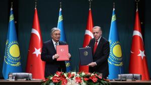 Rritet në 1.5 miliardë dollarë vëllimi tregtar ndërmjet Turqisë dhe Kazakistanit
