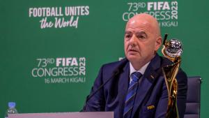 FIFA başlığı qabat İnfantino buldı