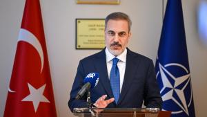 Ministro Fidan: "Em 2025 reunião da NATO vai realizar-se na Türkiye"