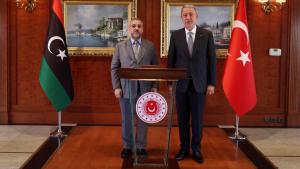 土耳其国防部长会见利比亚最高国务委员会主席