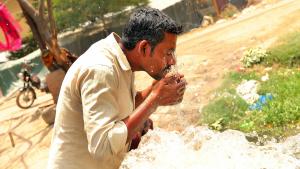 33 تن از مسئولین انتخاباتی بر اثر گرمای شدید در هند جان باختند