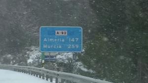 La nieve de la borrasca Gloria cortas carreteras en Granada y Jaén