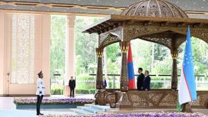 مغولیستان ینگ جمهورباشلیغی اؤزبگیستان دا