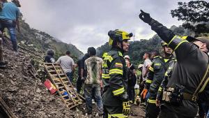 Alúd en Colombia deja al menos 3 muertos y 20 desaparecidos