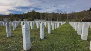 Сребреницада геноцидден каза болгон 11 адамдын сөөк калдыктары жерге берилет