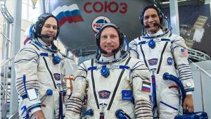 Lanzan la nave espacial Soyuz MS-22 con dos cosmonautas y un astronauta a bordo