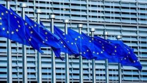 La UE se prepara para ofrecer un apoyo adicional de 9 mil millones de euros a Ucrania