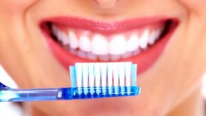 اهمیت سلامت دهان و دندان در کیفیت زندگی