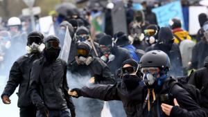 Denuncia criminal contra la policía en Francia