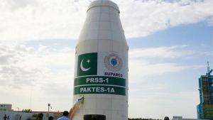 پاکستان کا پہلا خلائی مشن چاند کے سفر پر روانہ