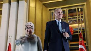 Líderes de muchos países felicitan a Erdogan, reelegido como presidente de Türkiye
