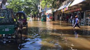 孟加拉国洪灾死亡人数升至102人