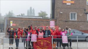 Unos 115.000 empleados de Royal Mail inician huelga general de dos días