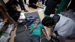 Газада эвакуацияны күтүп жаткан  10 миң бейтап бар