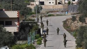 بازداشت 14 فلسطینی توسط نیروهای اسرائیل در کرانه باختری