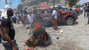 Ataque armado a un microbús en Haití deja al menos 10 víctimas mortales