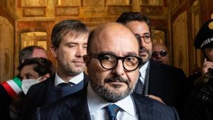 Si dimette il ministro della Cultura Gennaro italiano Sangiuliano