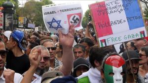 Израиль премьер-министрі Парижде протест етілді