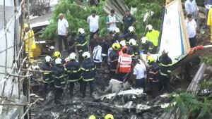 Mueren 5 personas a consecuencia del derribo del avión pequeño en Mumbai