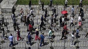 Locuitorii capitalei Beijing își fac provizii de alimente