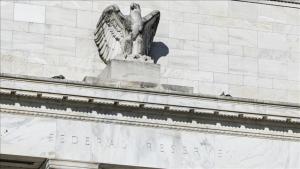 Fed lascia tassi fermi fra 5,25% e 5,50%