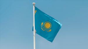 Qazaqstan Parlamentı Törki investiśiya (инвестиция) fondınıñ tözelüe turındağı qanun ölgesen rasladı