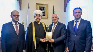 Cartea lui Erdoğan i-a fost oferită lui Gaynutdin