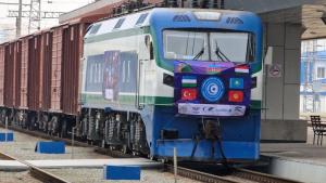 Түркиядан жолго чыккан алгачкы жүк ташуучу поезд Өзбекстанга келди