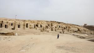 埃及发现托勒密王朝和第30法老王朝的文物