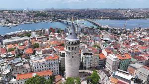 برج گالاتا سرای در استانبول به روی بازدید کننده گان باز شد