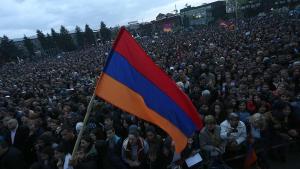 Expanden aumentando las protestas en Armenia después del llamamiento de Nikol Pashinyan