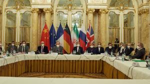 Иран, атомдук сүйлөшүүлөр, Европа Биримдигинин сунушуна жооп