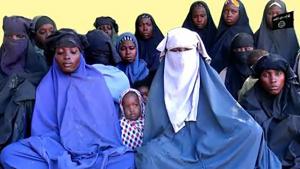 Las niñas secuestradas por Boko Haram aparecen en un vídeo de la banda terrorista