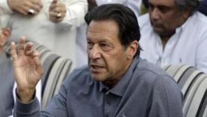 پی ٹی آئی کے رہنما سابق وزیر اعظم عمران خان  جلسے کے لیے راولپنڈی پہنچ گئے