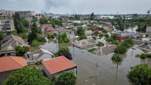乌克兰卡霍夫卡大坝倒塌致 5 人死