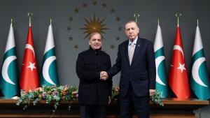 Conferenza stampa congiunta di Erdogan e Sharif a Istanbul
