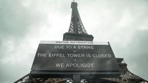 Turnul Eiffel închis din cauza unei greve