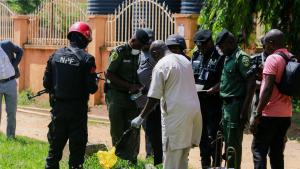 نائیجیریا کی جیل پر شدت پسندوں کا حملہ،سینکڑوں قیدی فرار