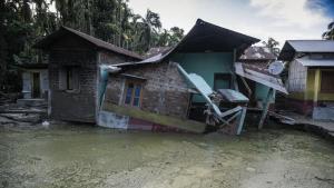 La India y Bangladés fueron azotados por las inundaciones y deslizamientos de tierra