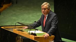Ο Γκουτέρες καλωσόρισε την ανθρωπιστική βοήθεια προς τα βορειοδυτικά της Συρίας