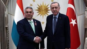 Telefonon tárgyalt Erdoğan és Orbán